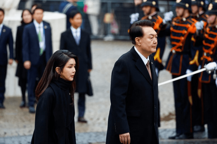 尹锡悦与妻金建希面临多项指控。 路透社.png